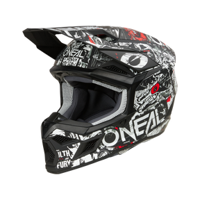 Der O'NEAL 3SRS Helm ATTACK ist ein schwarz-rot-weißer Motocross-Helm aus der Motocross Profi-Serie. Er verfügt über ein Visier und einen Kinnschutz sowie ein dynamisches Design im Graffiti-Stil mit verschiedenen Mustern und Texten. Der Helm verfügt außerdem über eine sichtbare Innenpolsterung und Belüftungsöffnungen.