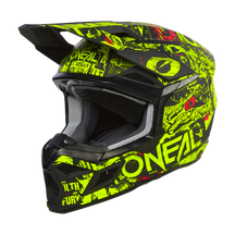 Der O'NEAL 3SRS Helm Kinder ATTACK ist ein Motocross-Helm mit schwarzer Basis, verziert mit neongelben und roten Grafikdesigns. Der Helm trägt den Markennamen „O'NEAL“ auf der Seite und verfügt über eine eckige, aggressive Form mit Visier und Belüftungsöffnungen.