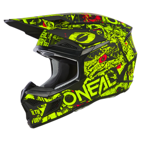 Der O'NEAL 3SRS Helm Kinder ATTACK ist ein Integralhelm für Motocross in Schwarz und Neongelb, verziert mit auffälligen Grafikdesigns und dem prominent platzierten „O'NEAL“-Logo. Er verfügt über ein Visier und ein Belüftungssystem und zeigt einen kühnen und dynamischen Stil, der sich ideal für das Fahren im Gelände eignet.