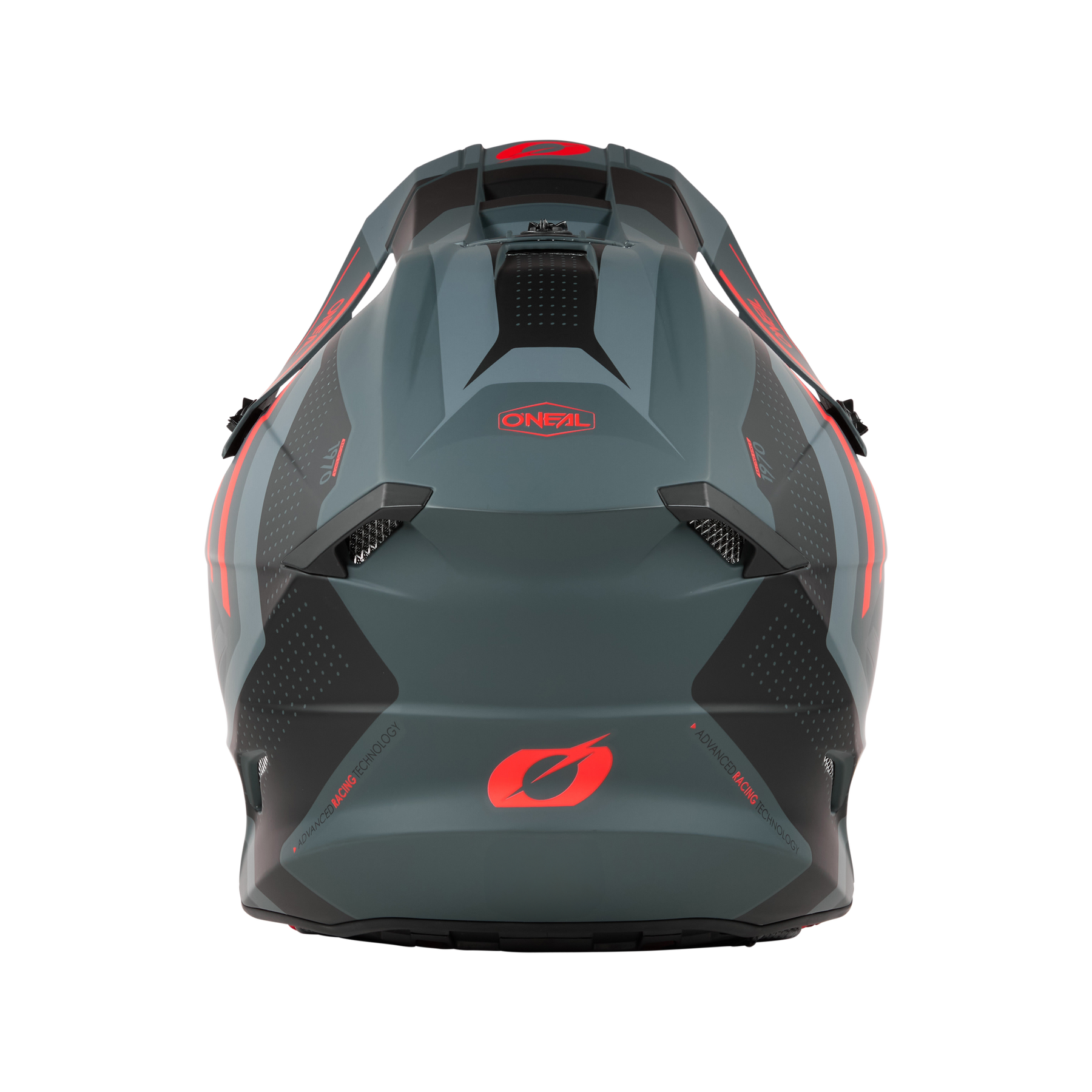 Der O'NEAL 5SRS Polyacrylite Helm SPIKE in Grau und Rot zeichnet sich von hinten betrachtet durch ein schlankes aerodynamisches Design aus. Dieser Helm ist mit eckigen Belüftungsöffnungen und roten Akzenten ausgestattet, die seine hochwertige Technik für optimale Leistung hervorheben.