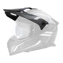 Der O'NEAL Visor A-SRS Helm SPIKE zeichnet sich durch ein schwarz-graues Design mit kantigen weißen Grafiken, ein klares Visier, einen belüfteten Schirm und eine aerodynamische Form aus - perfekt für Motorradfans.
