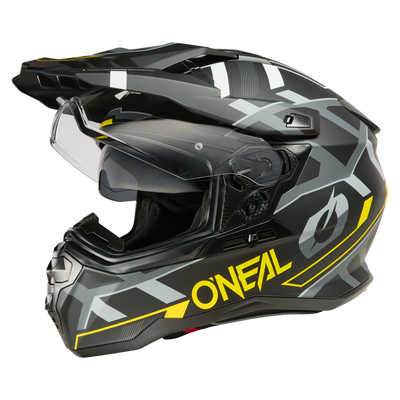 Der O'NEAL D-SRS Helm SQUARE ist ein schwarz-grauer Motorradhelm mit gelben Akzenten, geometrischem Design, klarem Visier, markantem O'NEAL-Logo an der Seite und einem aerodynamischen Schirm.