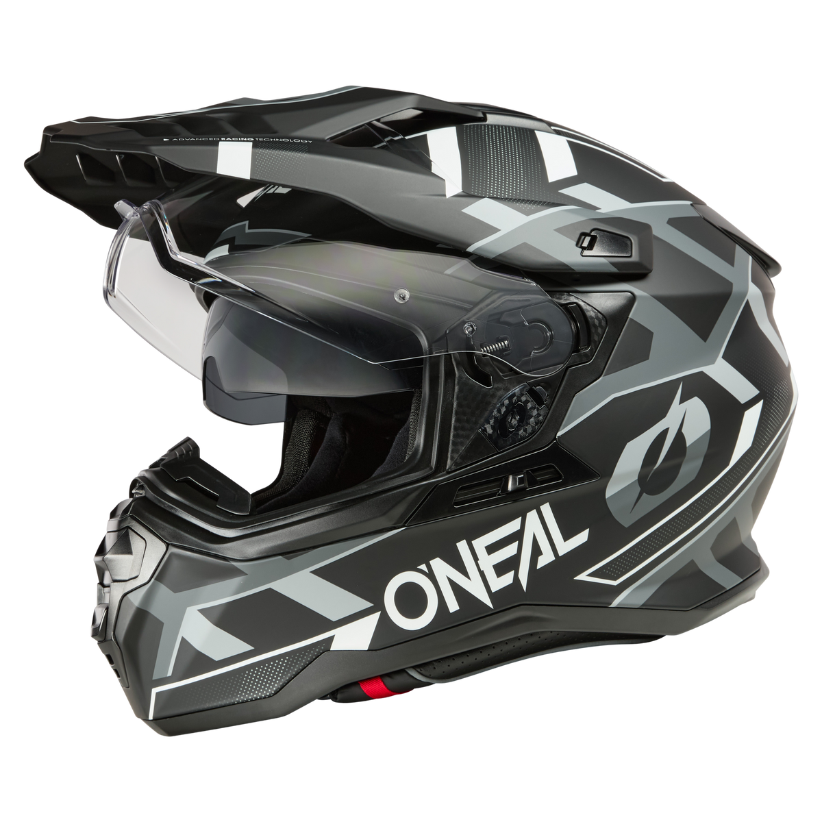 Ein O'NEAL D-SRS Helm SQUARE, in Schwarz und Grau mit geometrischen Mustern und dem Markennamen „O'Neal“ an der Seite. Dieser elegante, moderne Helm verfügt über ein klares Visier und einen belüfteten Schirm für optimale Leistung.