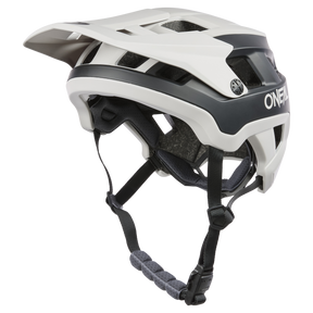 https://cdn.oneal.eu/assets/_default_upload_bucket/2025_ONeal_DEFENDER%20Helmet%20SOLID%20V.25_gray_ocean%20blue_front.png