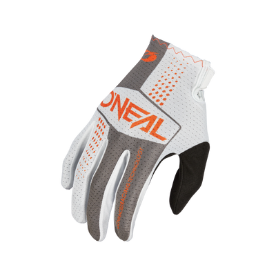 Der O'NEAL MATRIX Handschuh SPLIT ist ein weißer, grauer und schwarzer Motocross-Handschuh mit orangefarbenen Akzenten, "O'NEAL"-Branding auf der Rückseite, atmungsaktiven Perforationen und einem sicheren Handgelenkverschluss.