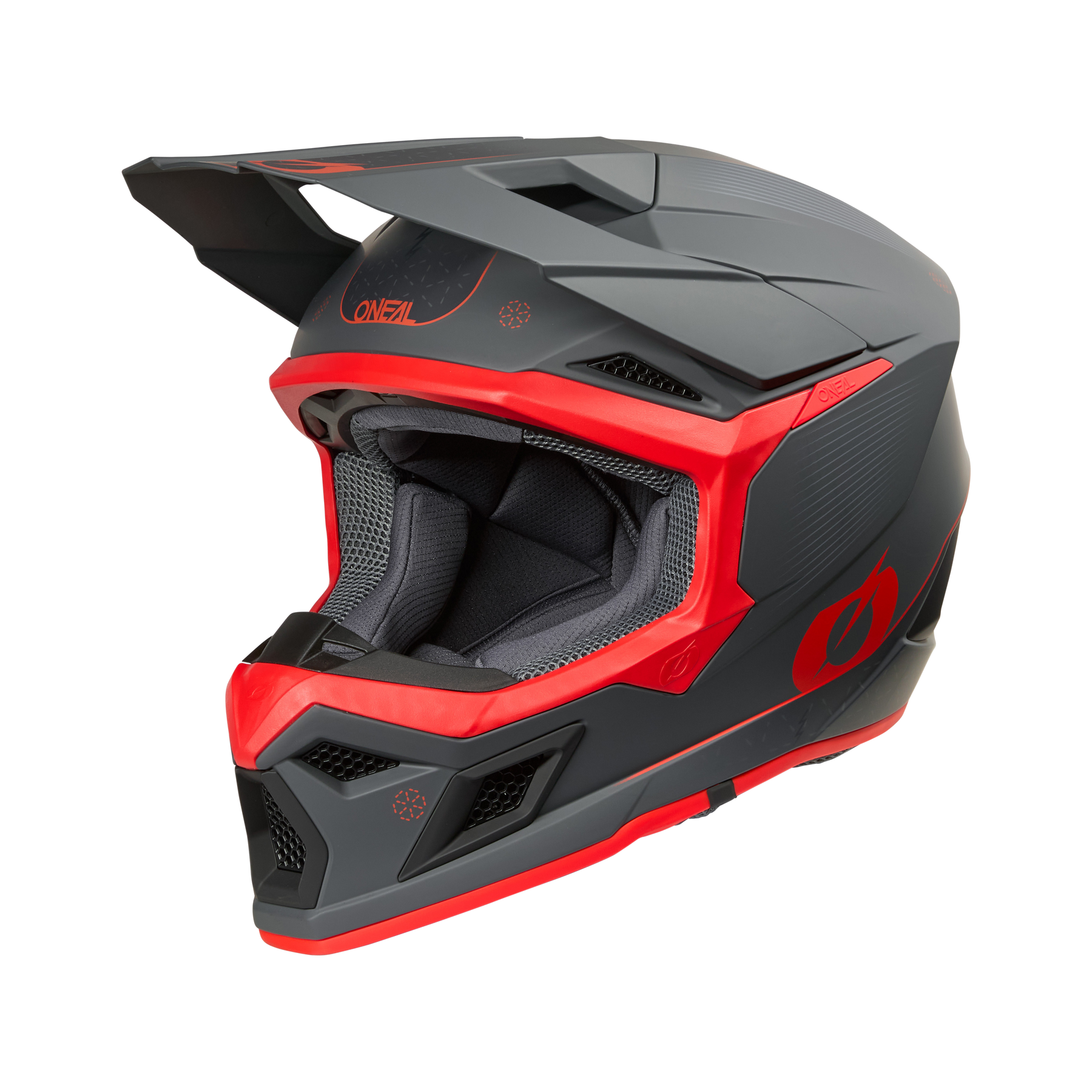 Der O'NEAL 3SRS Helm E-STROKE von O'NEAL in grau/rot ist ein Fullface-Motocross-Helm mit Visier, Belüftungsöffnungen und gepolstertem Innenfutter für Komfort und Schutz.