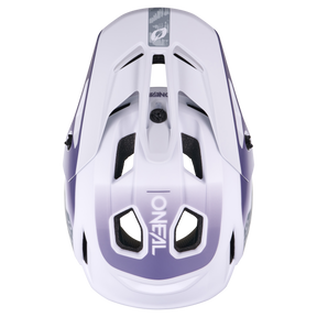 Draufsicht auf den O'NEAL SL1 Helm TERRA in Weiß und Lila, mit mehreren Belüftungsschlitzen für optimalen Schutz und dem O'NEAL-Logo auf der Rückseite.