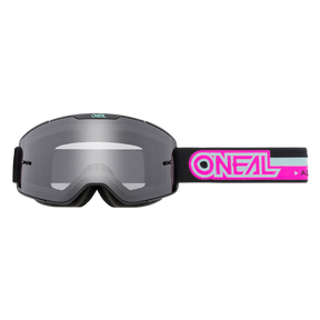 Die O'NEAL B-20 Brille PROXY verfügt über einen schwarz/pink/grauen Rahmen mit klarer Linse und einem verstellbaren Riemen mit pinkem Logo. Diese Schutzbrille schützt deine Augen und bietet ein weites Sichtfeld sowohl für den Schutz- als auch für den Sportgebrauch.