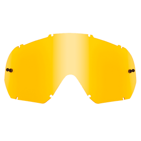 Die O'NEAL B-10 Goggle – Spare Lens von O'NEAL ist eine gelb getönte Ersatzlinse, die mit mehreren Kerben zur Befestigung und einer zentralen Aussparung an der Unterseite ausgestattet ist.