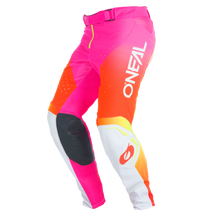 Die O'NEAL PRODIGY Pants FIVE SIX von O'NEAL Europe in Weiß/Neon ist mit dem Markenlogo, verstärkten Knien und auffälligen Akzenten versehen - ideal für die Kollektion eines jeden Motocross-Fahrers.