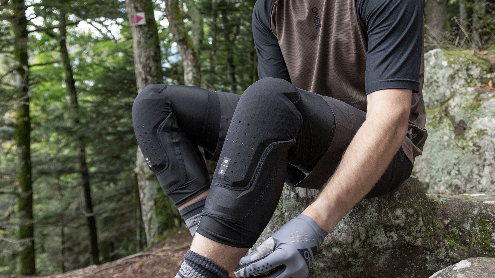 O'NEAL DIRT 2.0 knee pads youth